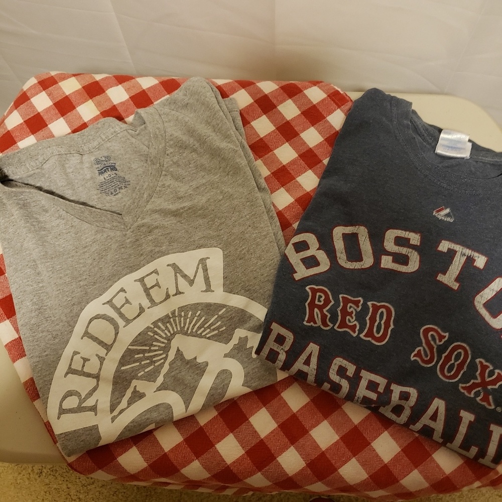 Set of Two T-Shirts Size‎ L